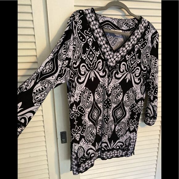 JM Collection Black & White paisley tunic 1X - Picture 5 of 6